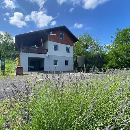 بيت ضيافة Ginkgo House Kehidakustány