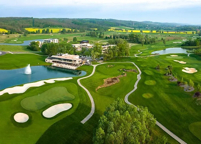 Ginkgo House בית הארחה