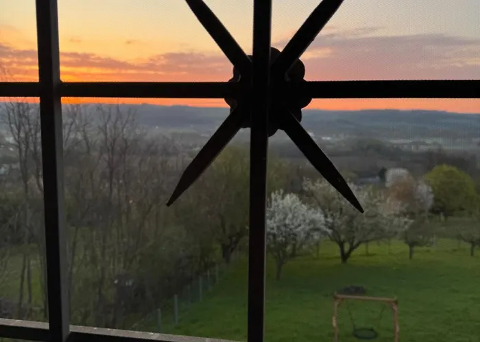Ginkgo House بيت ضيافة